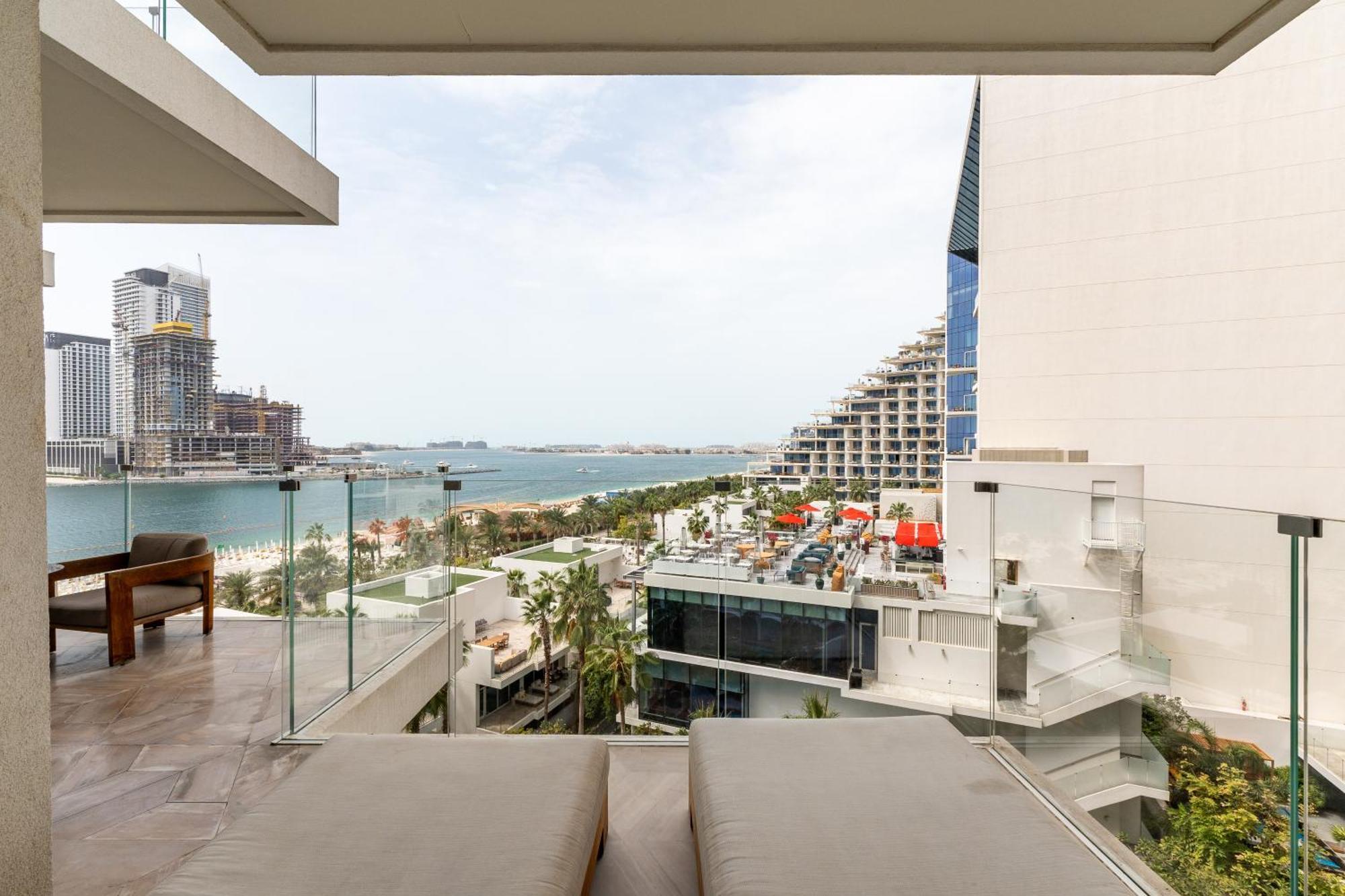 Five Palm Jumeirah Residences - Mint Stay Dubai Bagian luar foto
