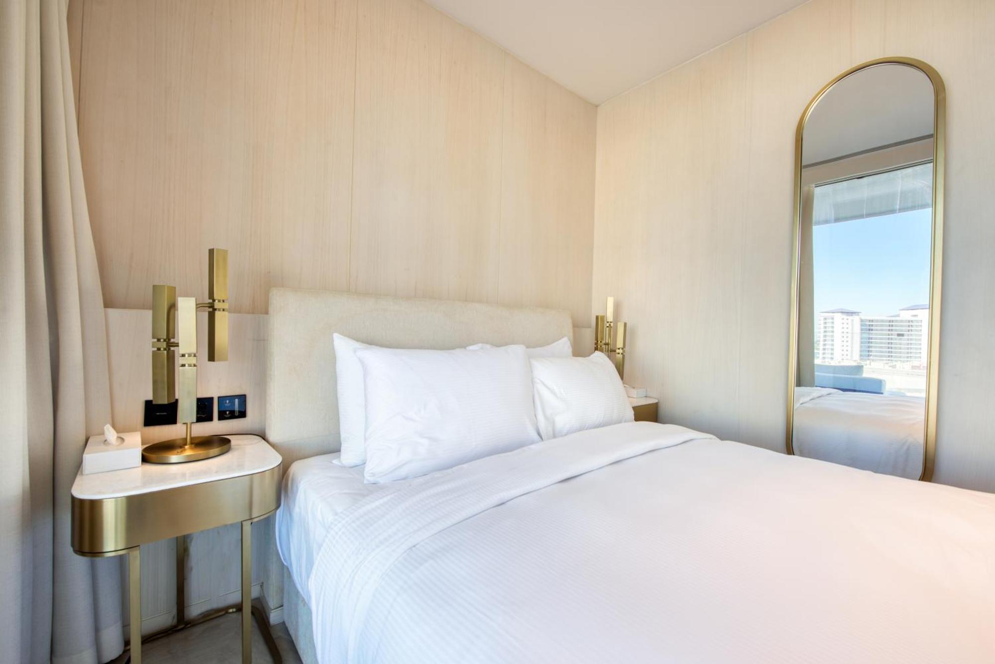 Five Palm Jumeirah Residences - Mint Stay Dubai Bagian luar foto